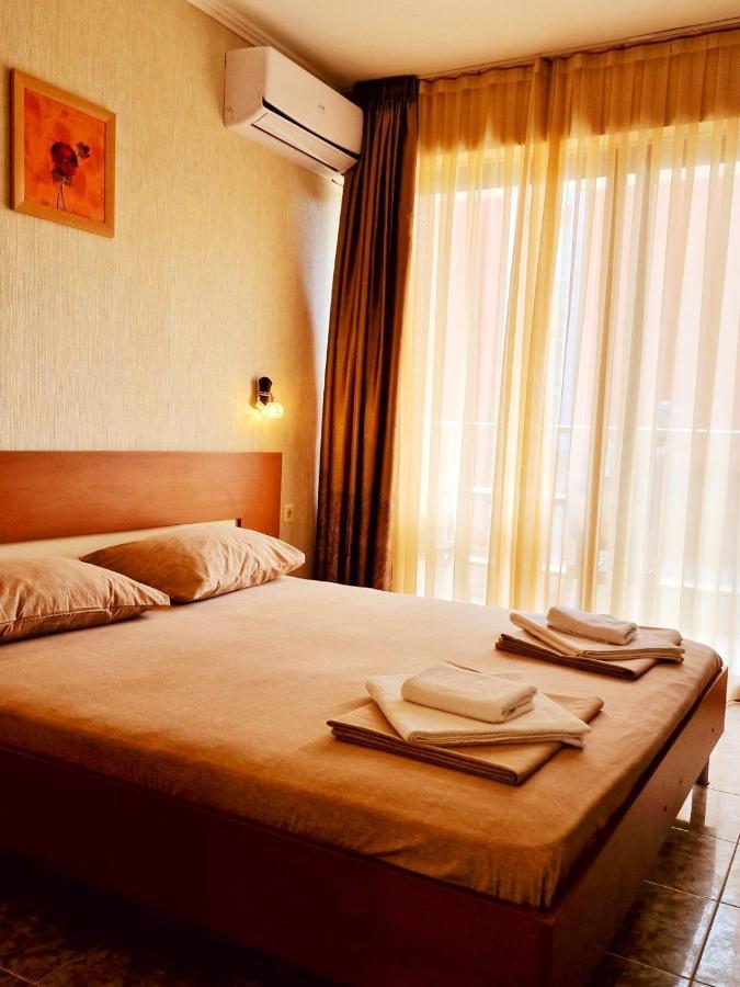 Къща За Гости Карел Nesebar Exterior foto